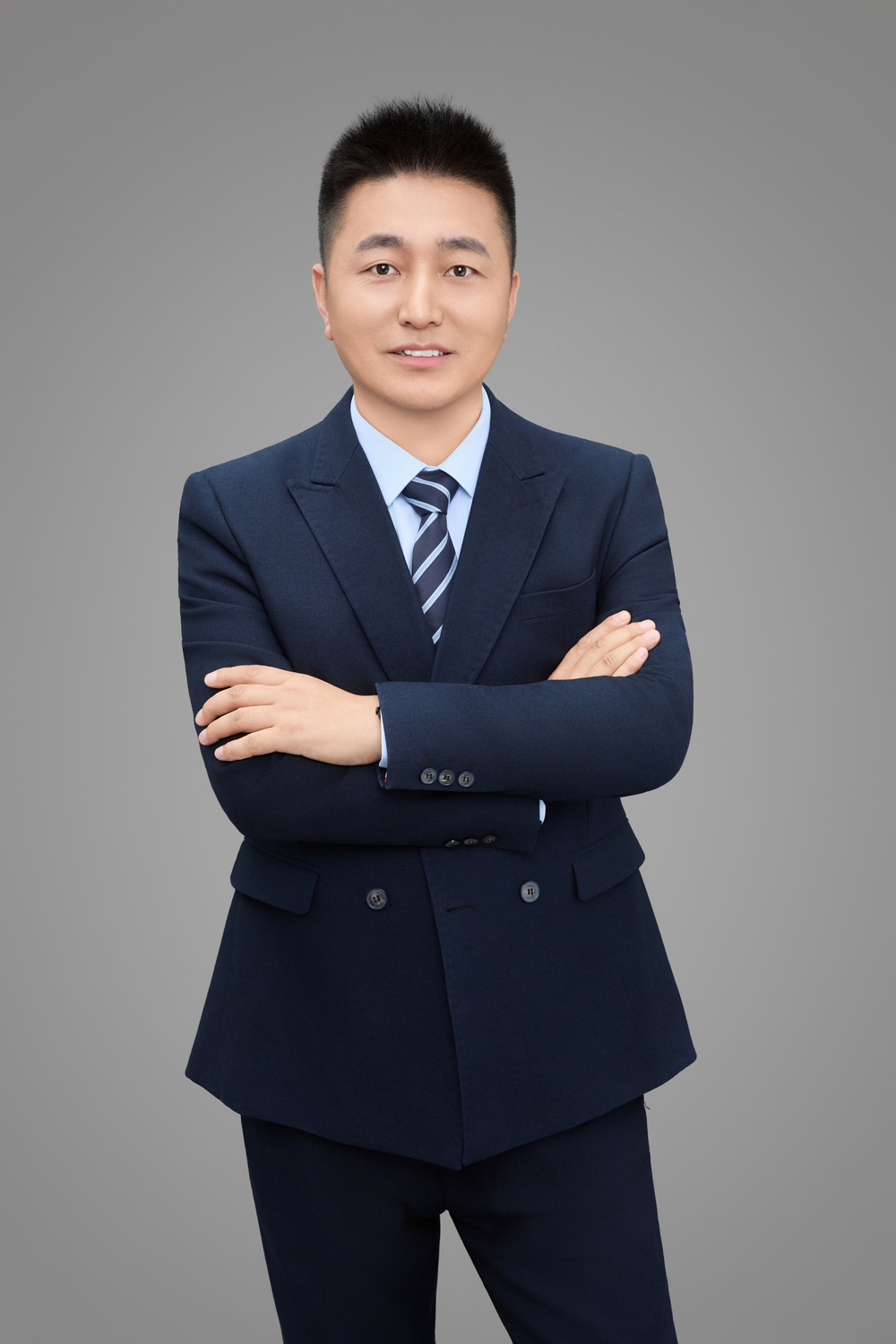 孟利华职业照片.jpg